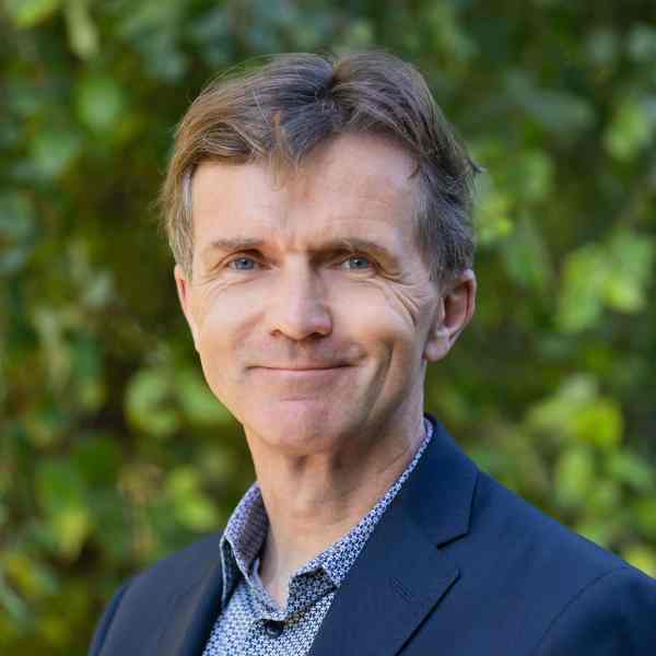 Headshot of Fellow Jon Butcher